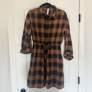 Plaid Button-Up Dress in Black and Brown